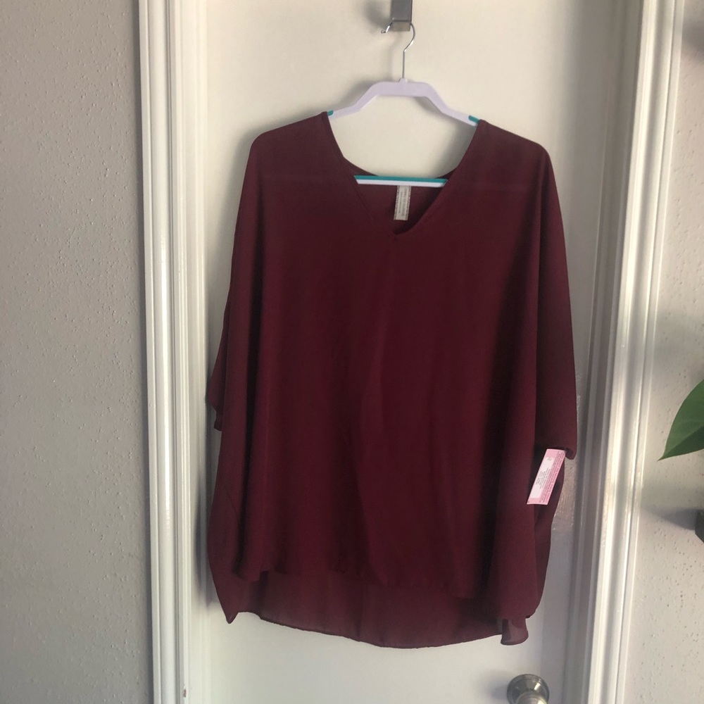 Maroon top, size L